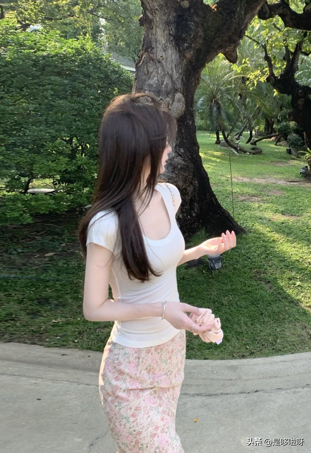 漂亮的小碎花裙