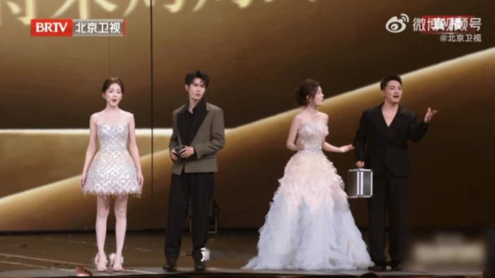 短剧演员合唱如果我们不曾相遇团建合唱氛围感拉满！沉思、陈添祥、余茵等一众短剧演员