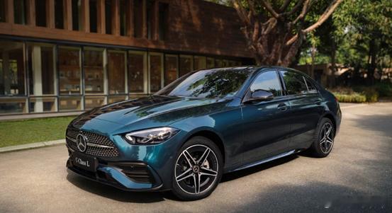 追上奥迪宝马,全系换新引擎,售价提升3500元,新奔驰C级该怎么选在前几年，很多