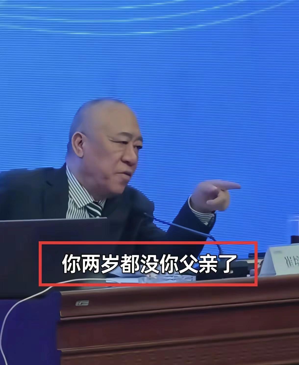 河南长垣员工结婚嫌弃母亲丢人，不让亲妈参加婚礼，给老板送喜糖时露馅！老板当场发怒