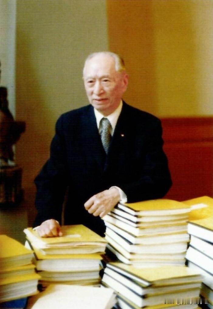 很多人记得顾维钧是巴黎和会上铁骨铮铮的民族英雄，却少有人知，他曾被新中国列入头等