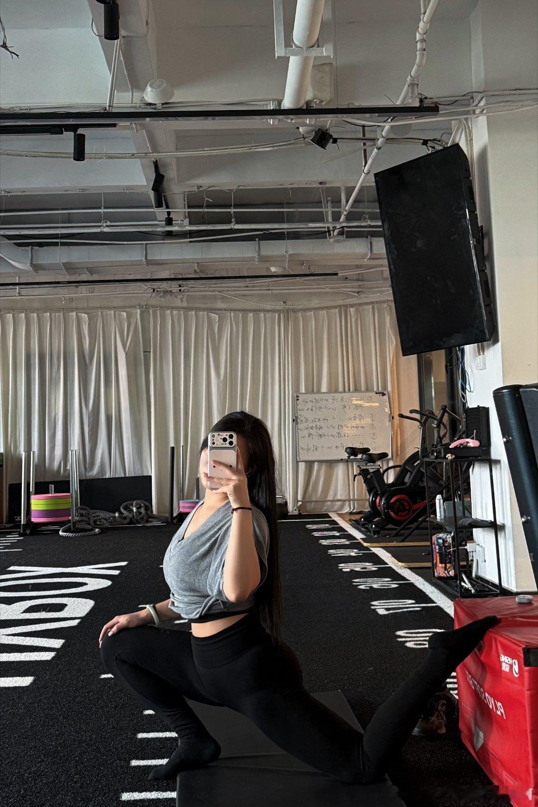 练腿感悟：太痛了。