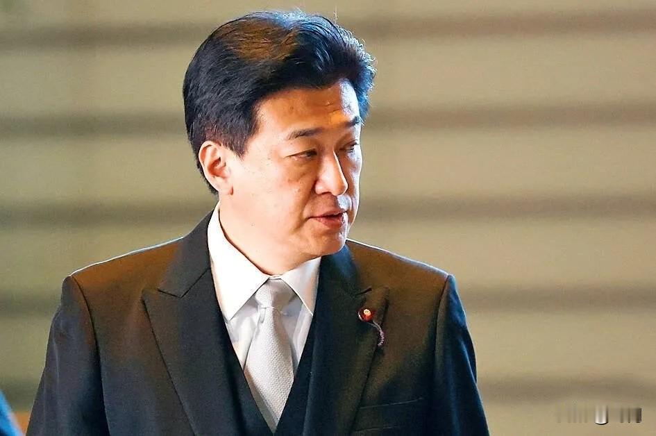 急了，日本抗议中国。当地时间7月1日，日本内阁官房长官木原稔在接受采访时公开表示