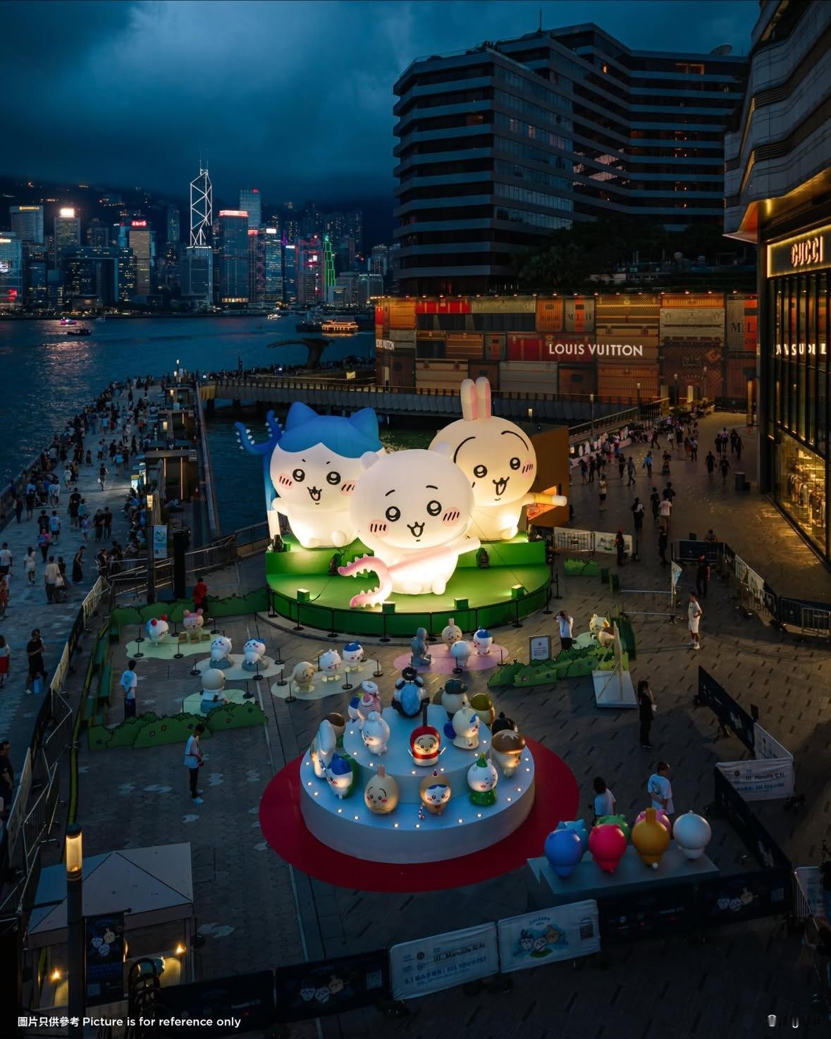我有事得先去趟香港……[抓狂][抓狂][抓狂] ​​​