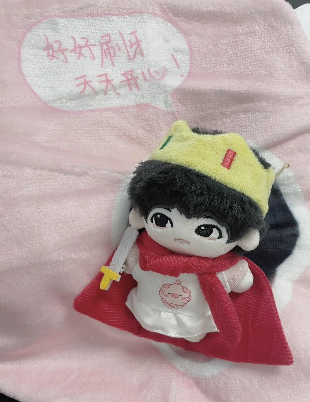 手机突然好重…