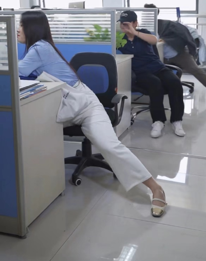 一小时后的我： ​​​
