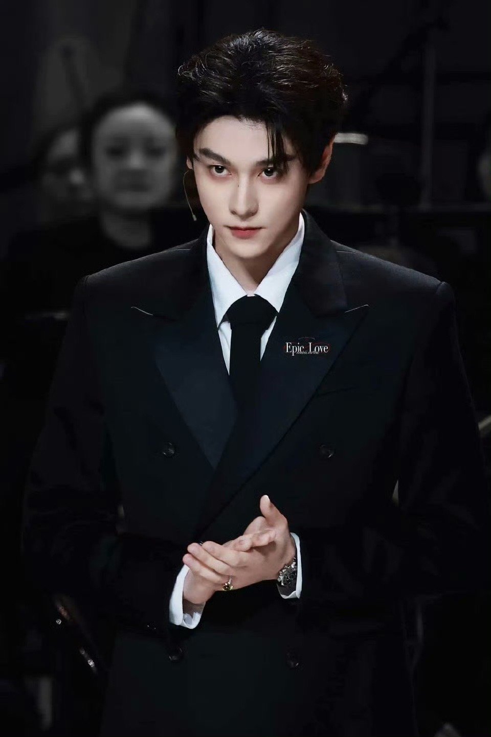 田栩宁妆造daddy开口baby 被田栩宁的妆造帅晕，妥妥的daddy范儿，开口