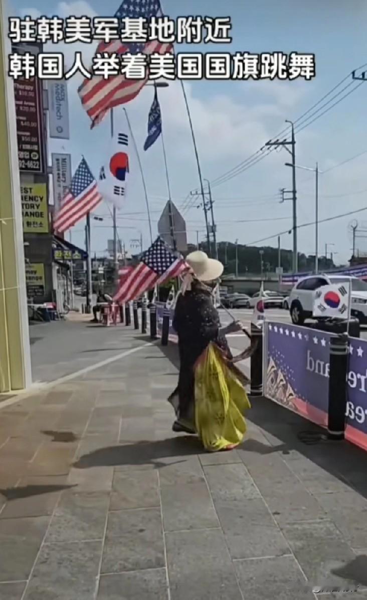 地球上只有传统的中国人打心底瞧不上西方白人，夷人的叫法也就最近一百年不讲了，不久
