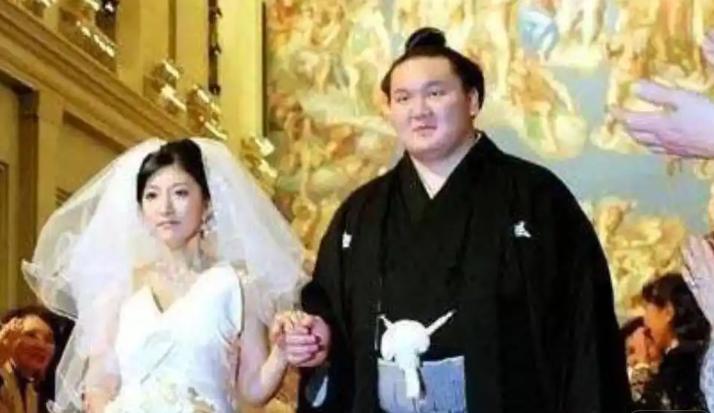 坐拥2500亿美元身家，日本丰田家族唯一的太子爷，他本该顺着祖辈铺好的路接管商业