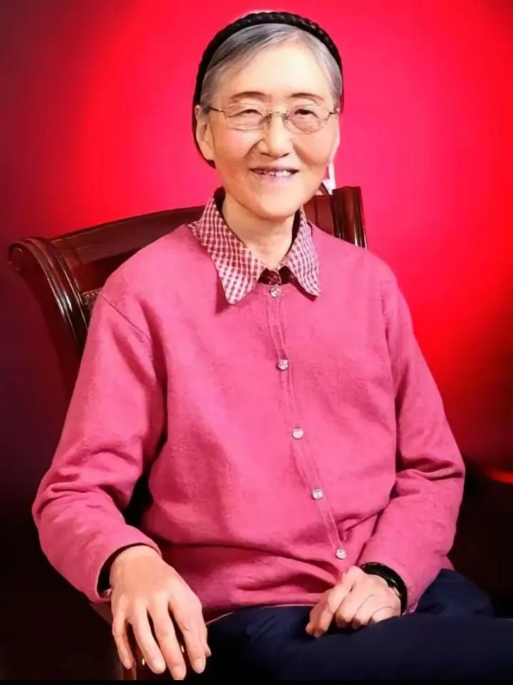 谁也沒想到吴石将军的女儿吴兰成竟然在内蒙古的牙克石默默无闻地工作生活了25年，现