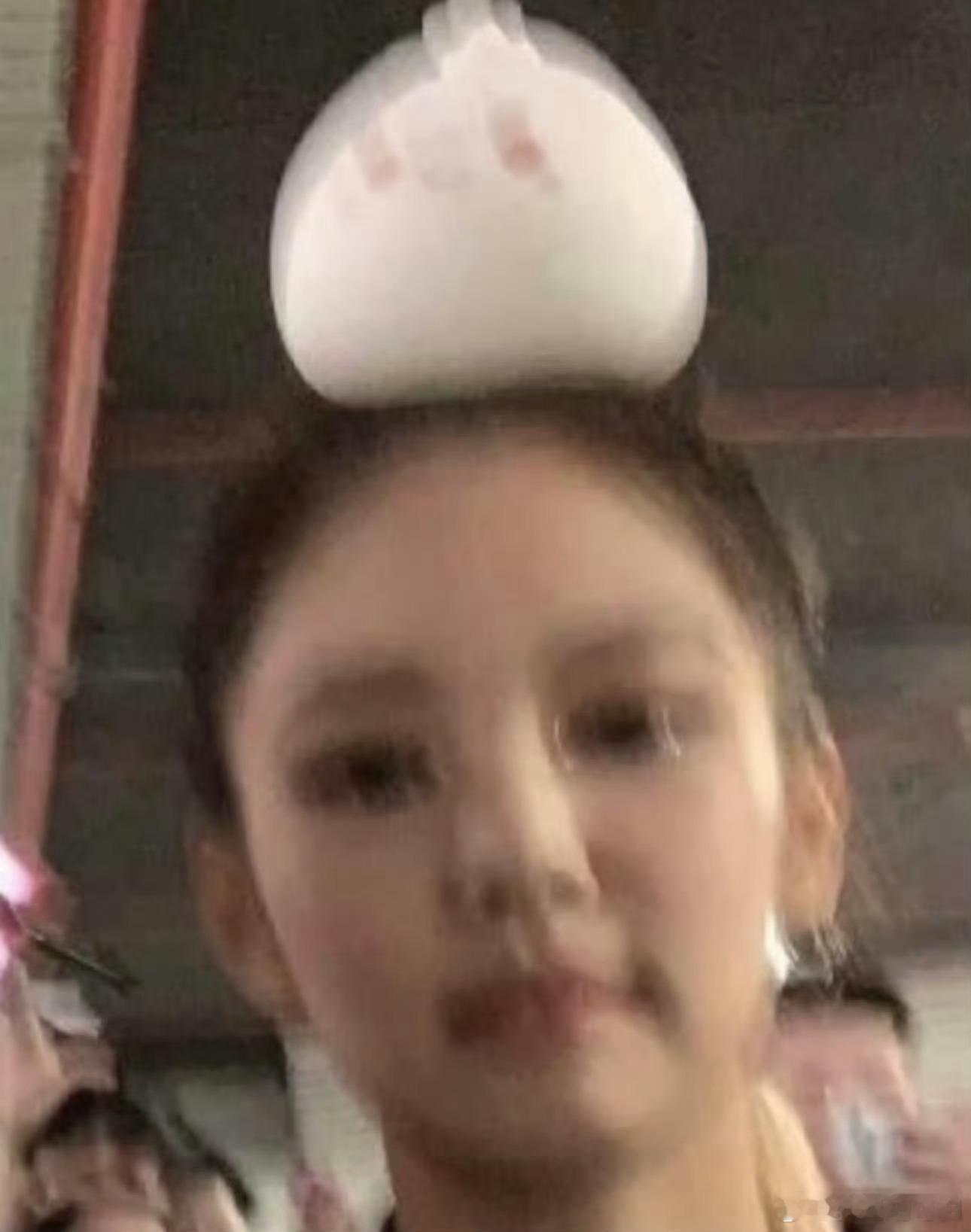 Jennie八年颜值零变化，好想知道从小到大长一个样是一种什么体验，猫系jenn