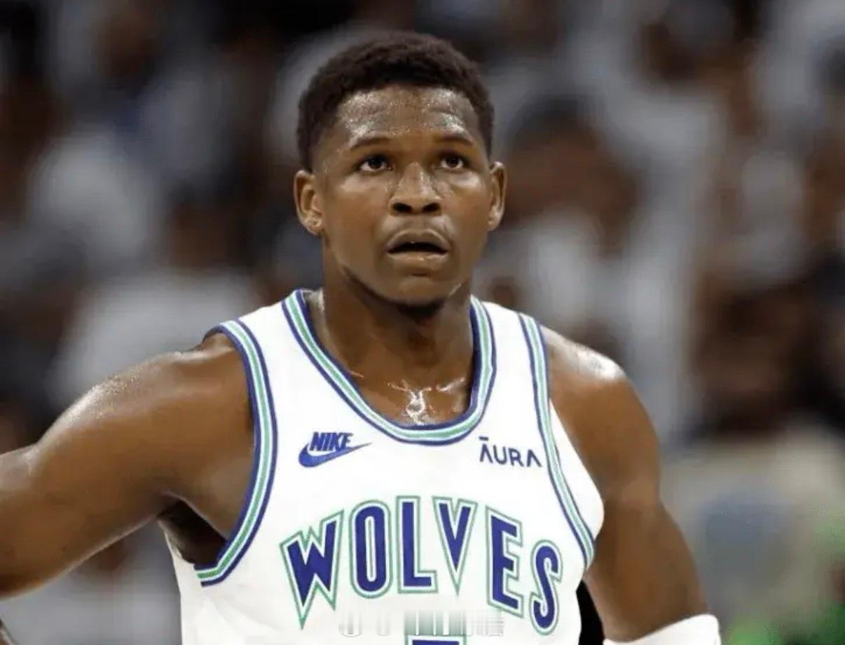 根据Shams的报道，爱德华兹同样提出申诉但被驳回，无缘评选赛季奖项。爱德华兹本