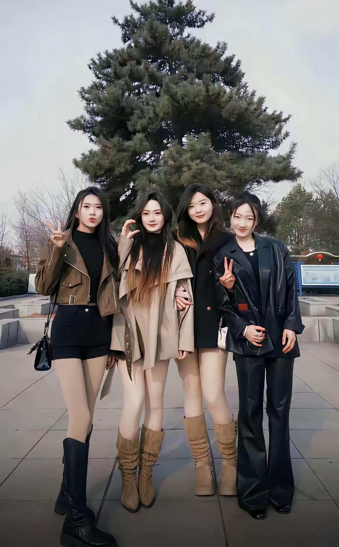 公司聚会前女友也在，你们说带哪位去有排面？