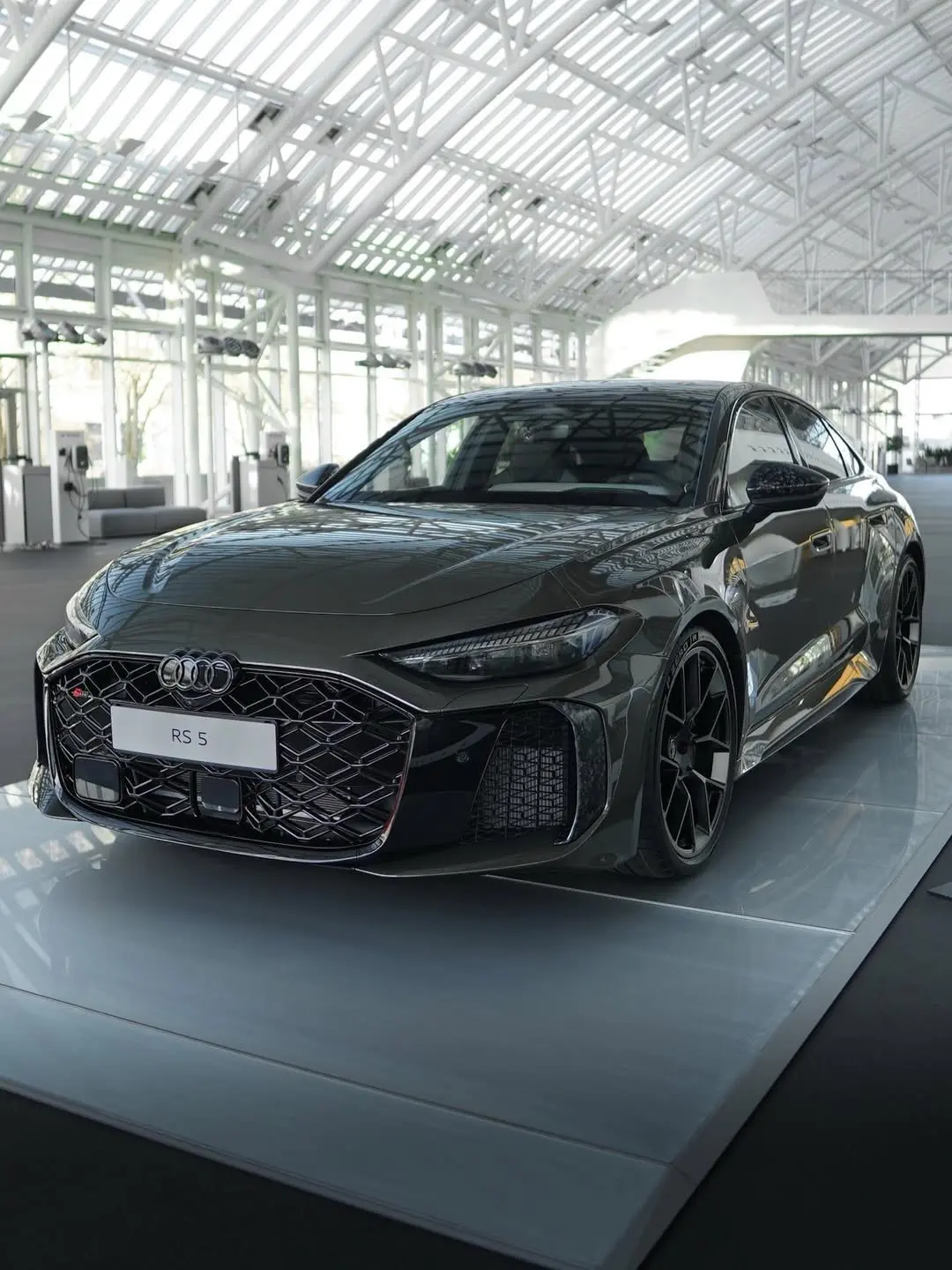 全新RS5现身英戈尔施塔特总部展出