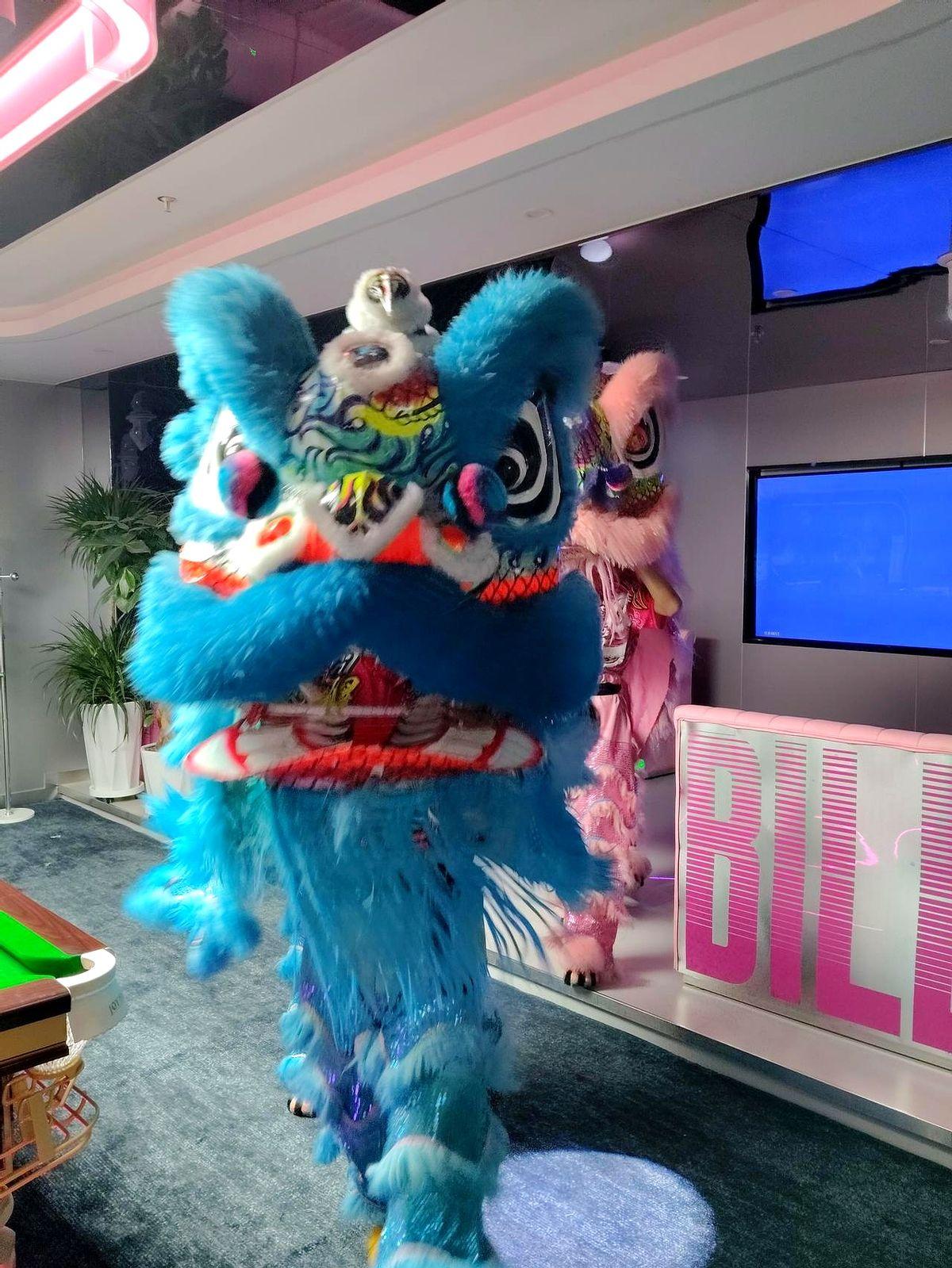 兰州这波体育热潮，来得太巧了。

咱兰州22岁的小伙吴宜泽，刚在英国拿下斯诺克世
