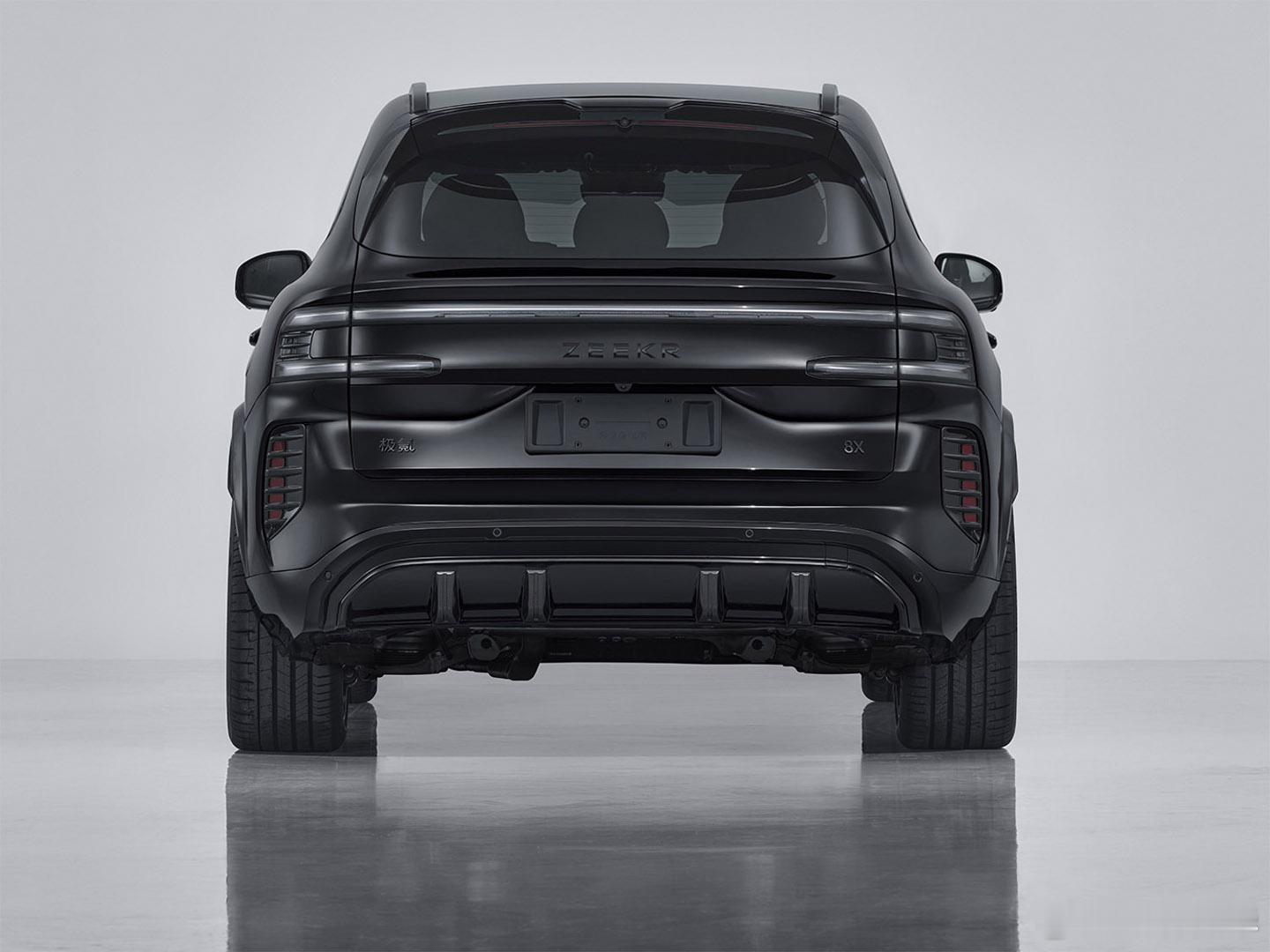 新能源性能猛兽来了！刚刚了解到：工信部最新公告曝光极氪 8X 高性能版本，这配置