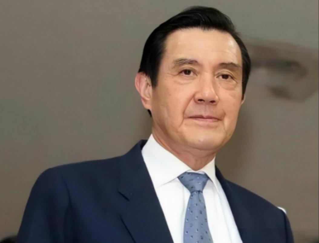 中国大陆要清醒了，台湾只要有马英九，朱立伦，洪秀柱，想实现和平统一，有点难，这三