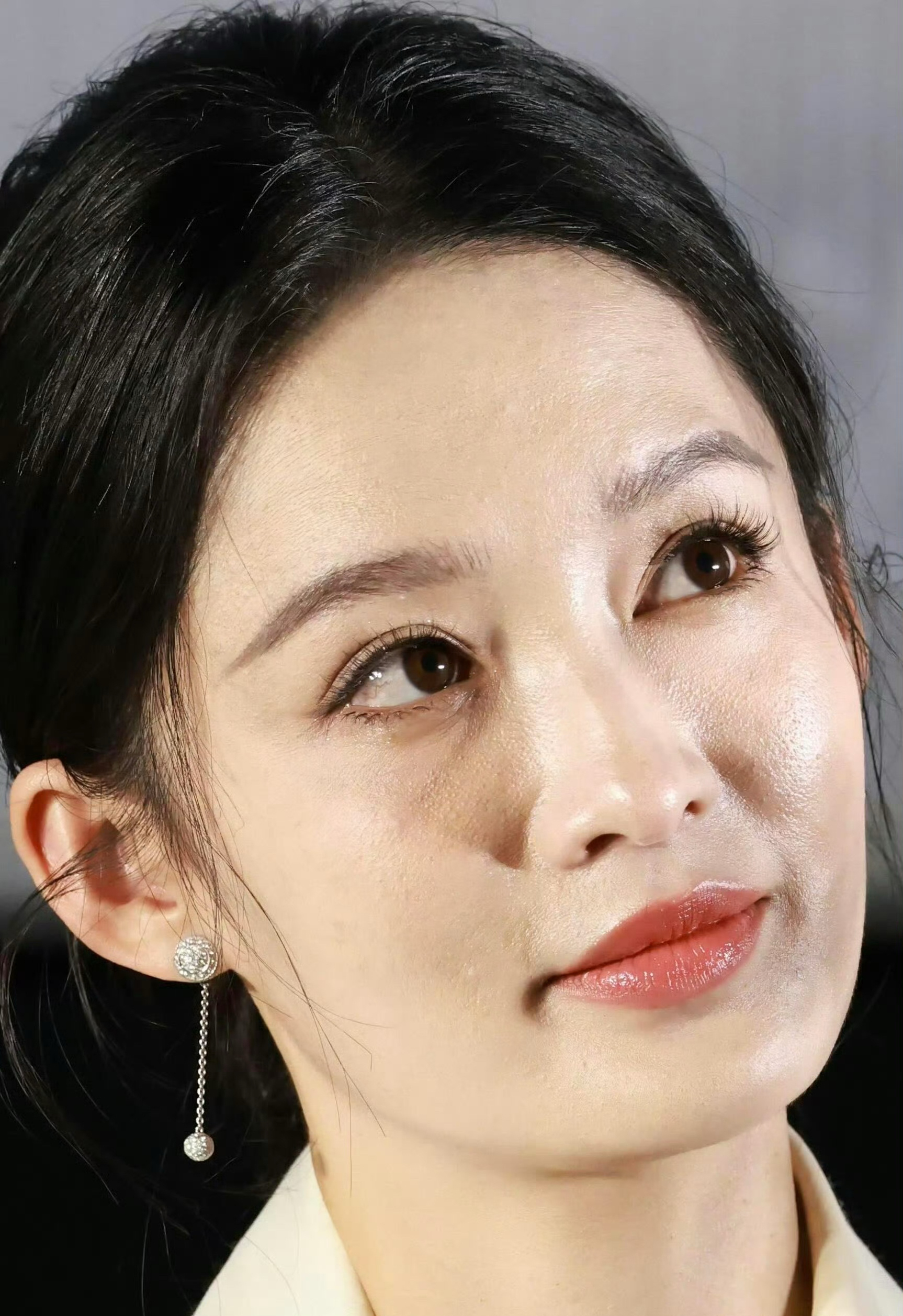 李沁的油脸 给了