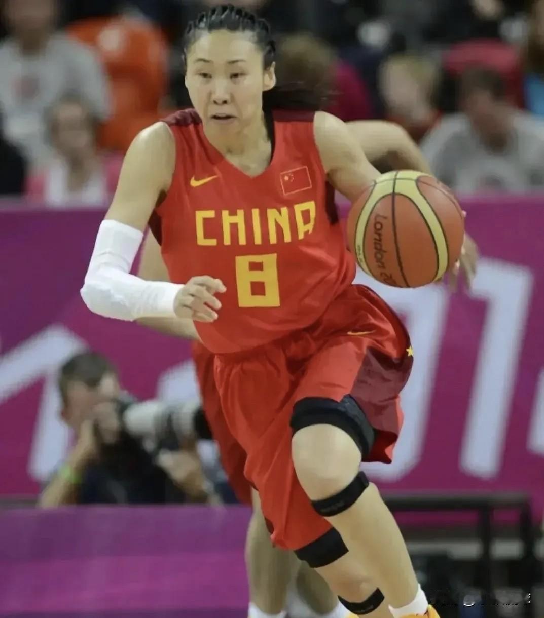 假如中国女篮的后卫是苗立杰，可以打爆日本后卫，你信不信？

苗立杰以“男性化打法