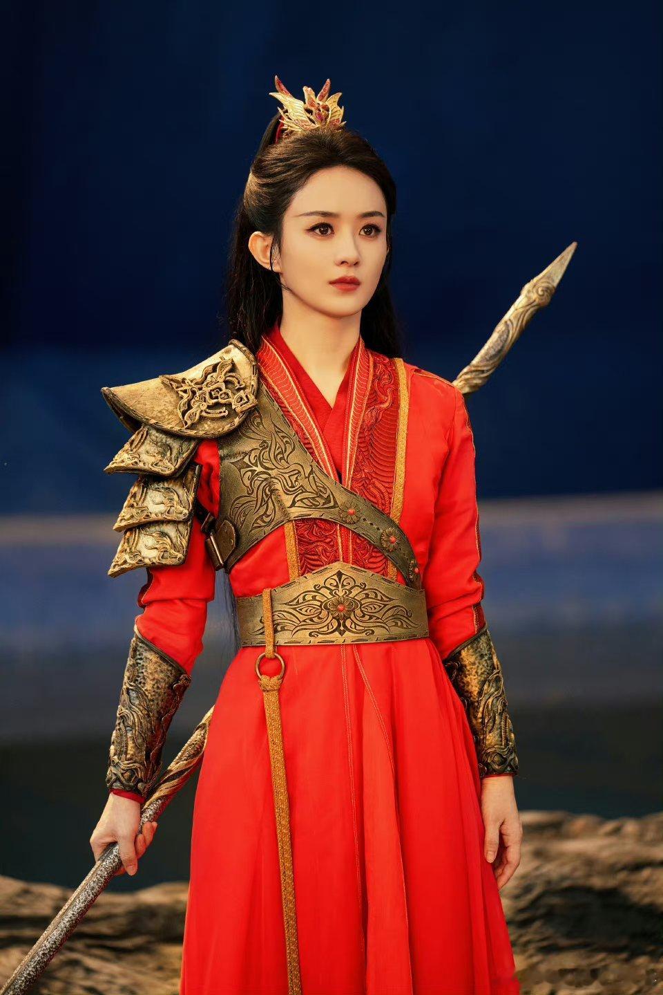 #偏偏你最争气# 是啊，偏偏你最争气[鲜花]从龙套演员到女主角（大女主），一步一