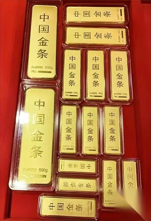 谁能想到金价又作妖？

前儿还788飘着，

今早打开行情直接窜到828！

这