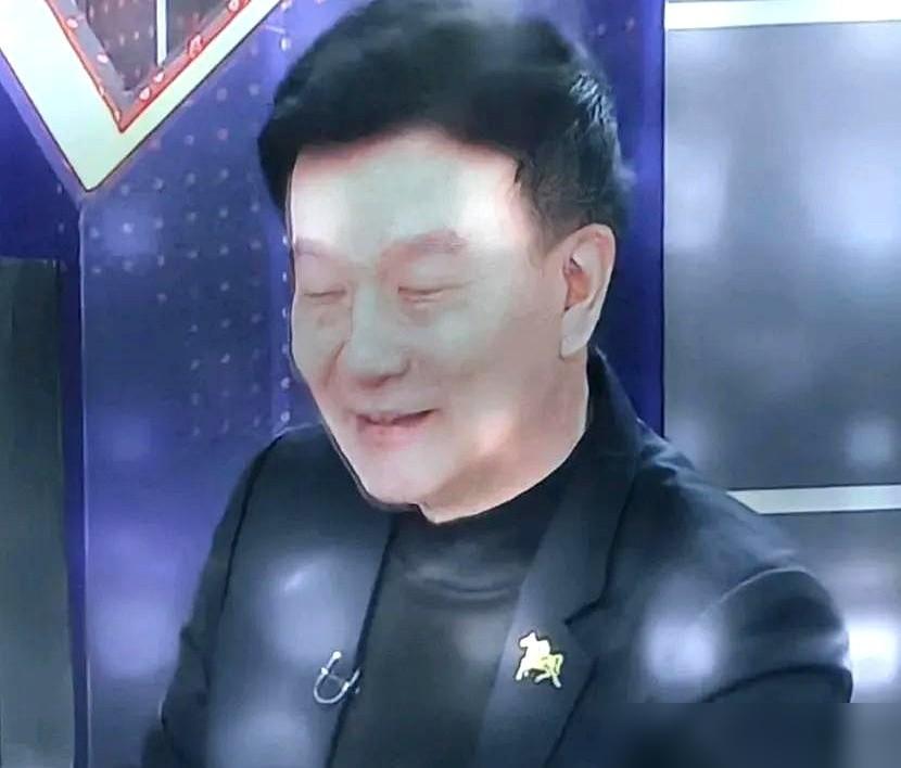 我天，今天听了个观点，差点没把我笑岔气。

有人说咱们搞演习是给对面“免费送情报