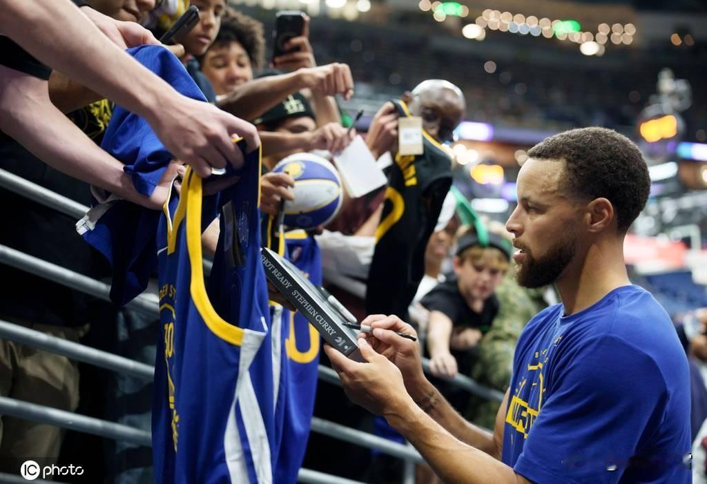 老詹确认不出战28年奥运会 库里对参加持怀疑态度

北京时间11月19日消息，来