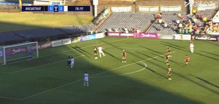 大埔球员进球后悼念火灾遇难者 亚冠二级联赛第5轮，来自中国香港的大埔客场1-2不