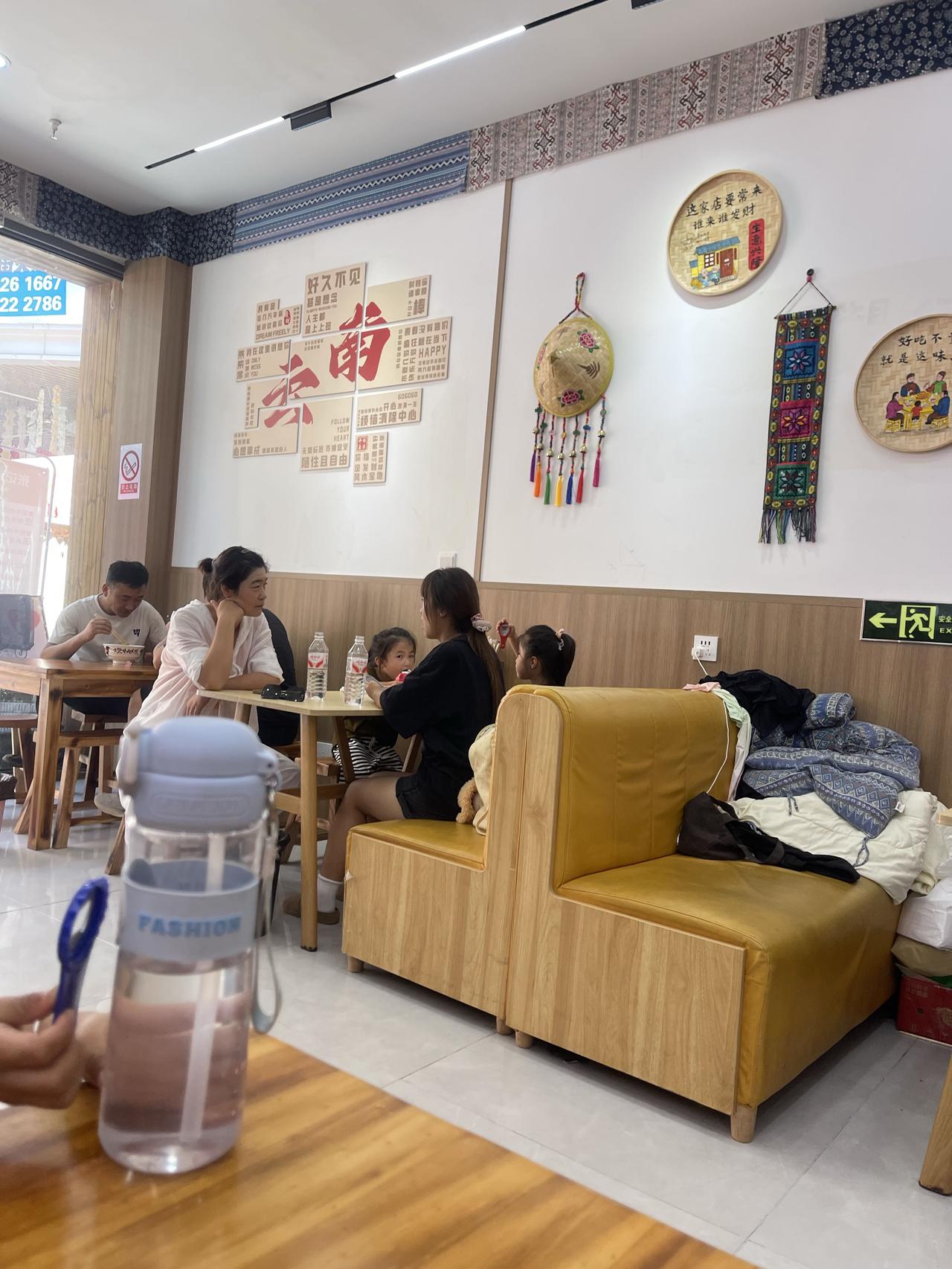 就比如我在徐州，除了在徐州的人如果有想吃徐州的特产如捆蹄、鼋汁狗肉、牛蒡茶、苔干