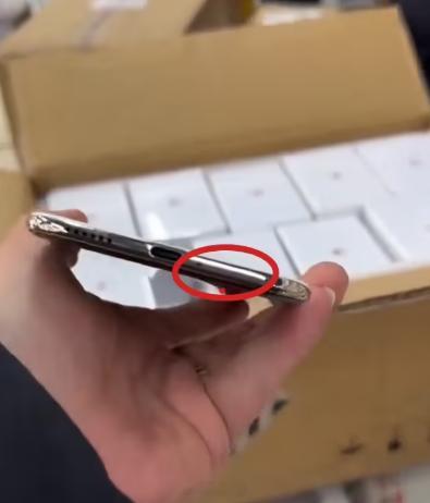 华为可能是做超薄最轻松的厂家，只需要把三折叠其中的一折拆下来就好了[并不简单] 