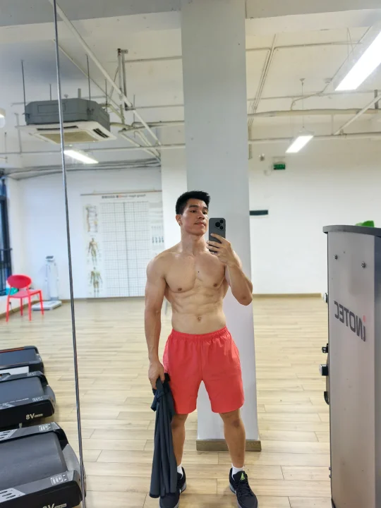 广州凤凰城私教—让你的健身之路更高效！