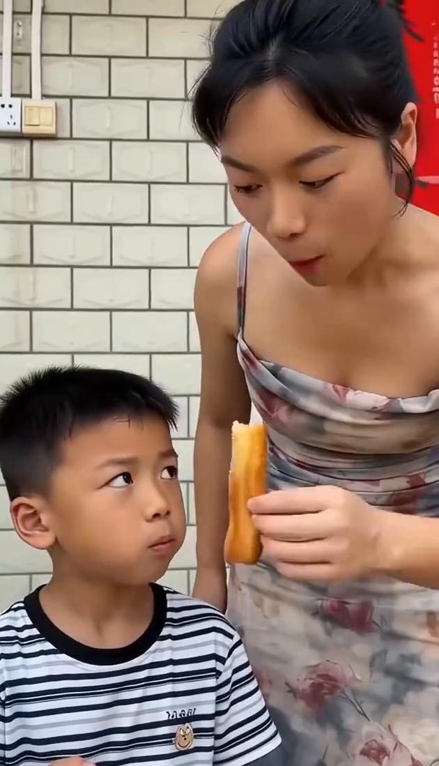 嫌弃我，我想吃给狗吃。