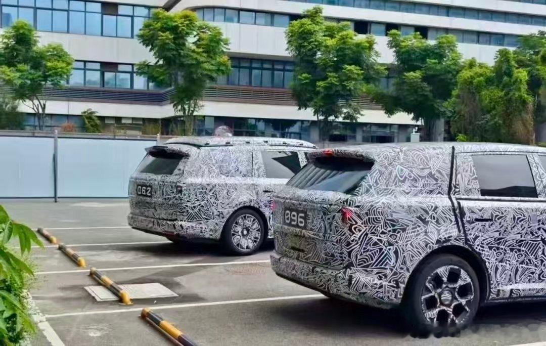 小米增程车 工信部实锤  小米增程车正式获批代号昆仑全新车系，下半年推出中大型S