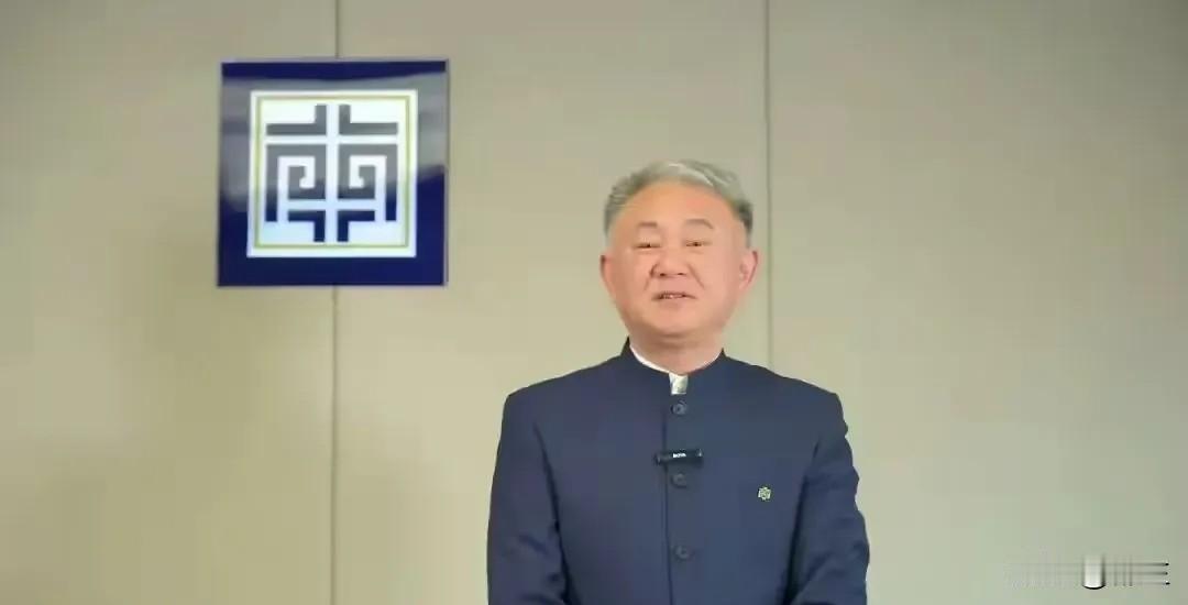 南京博物馆事件，狠狠的给大家上了一课。
1、个人将重要文物捐给南京博物馆，南京博