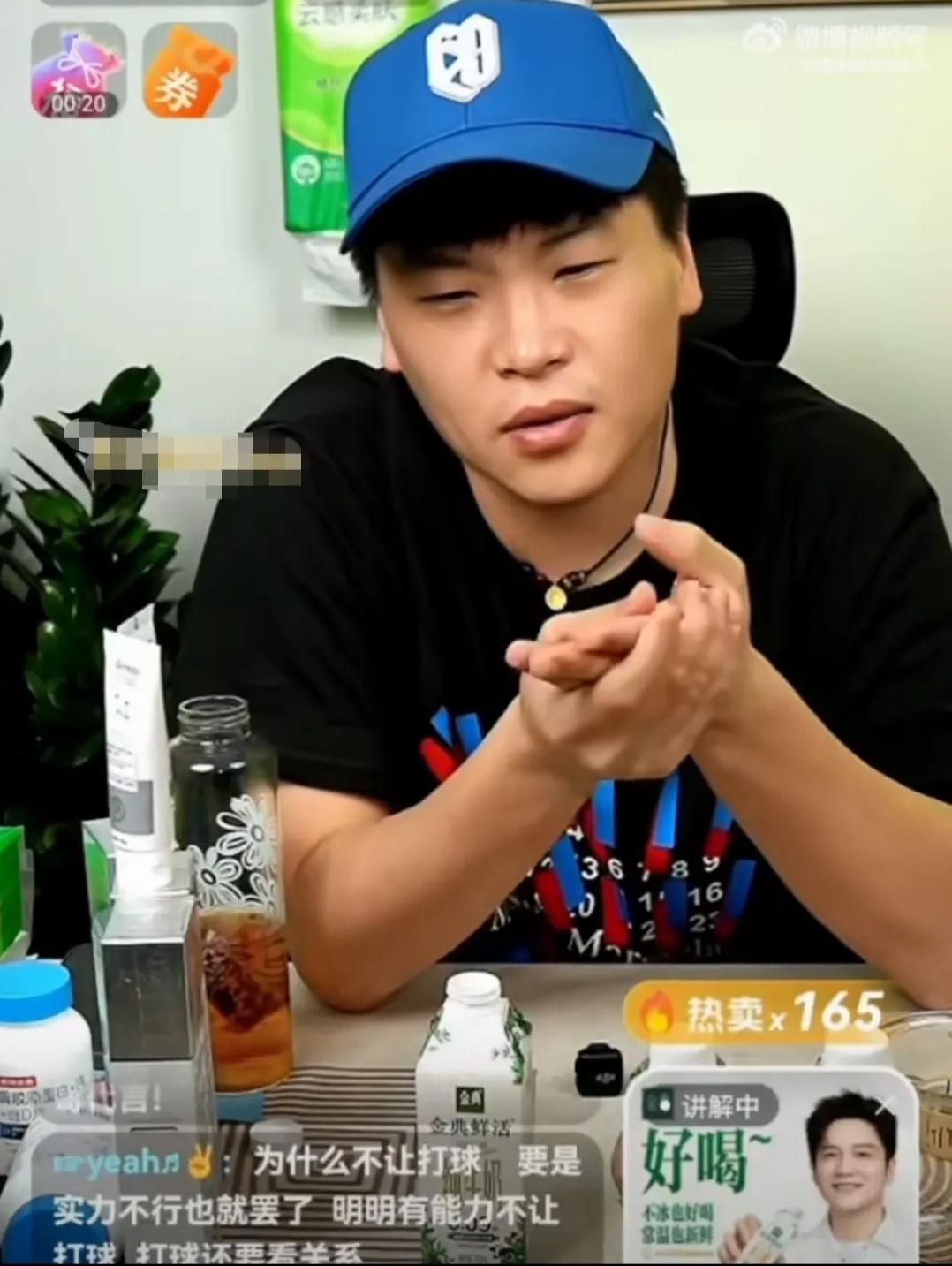 近期国乒男队新队长人选引发了不少讨论，王楚钦出任新任队长，梁靖崑担任副队长。很多