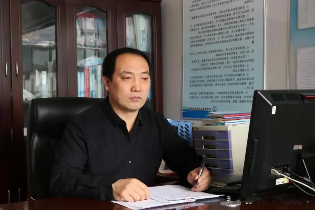 刷到陕西这位校长我破防了！30年干的事每一件都戳心
 
家人们！一定要认识下陕西