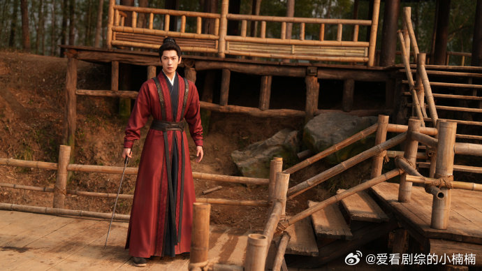 杨洋即将无缝进组 杨洋下半年会进组 被《雨霖铃》里杨洋的表现狠狠圈粉，追剧追到上