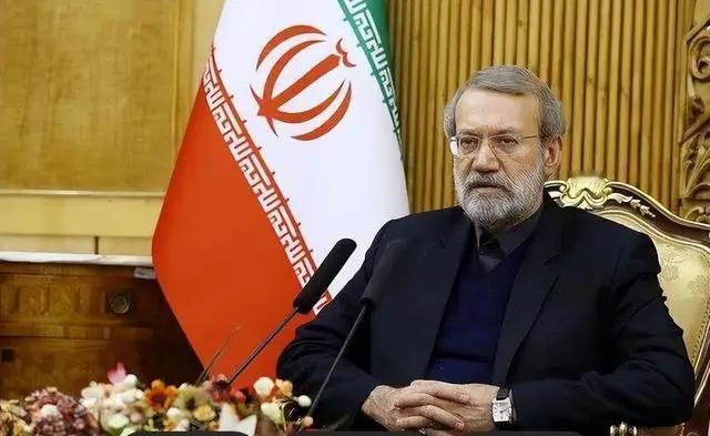 以色列国防部长开记者会宣布，伊朗最高国家安全委员会秘书阿里・拉里贾尼被斩首，拉里