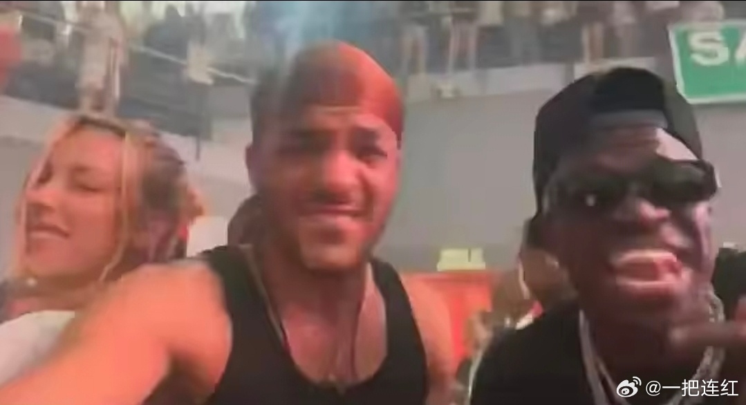 每体：狗血剧情！姆巴佩女友曾与维修斯暧昧，一同旅行看演唱会据《每日体育报》披露，