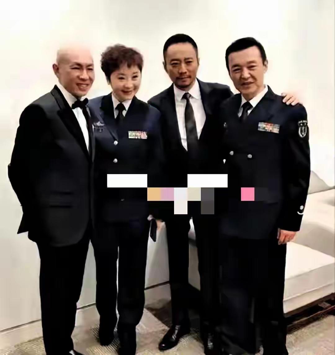 认识三位算我输！