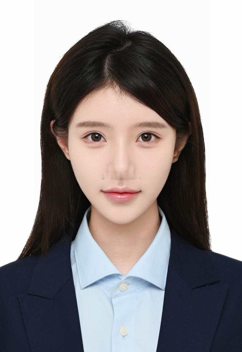 因为昨天换驾照，用Ai做的证件照没通过，一气之下我就跑去拍了个证件照，结果比AI