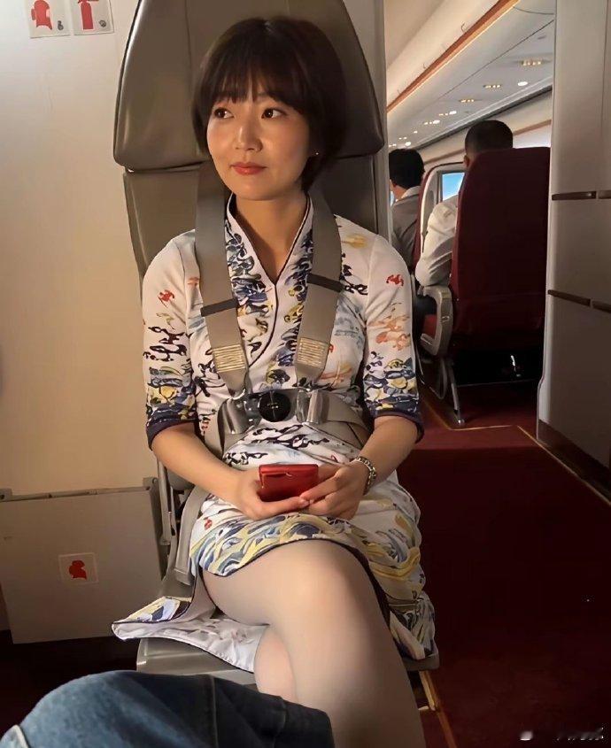 第一次坐这么近的位置，该怎么缓和气氛？ ​ ​​​