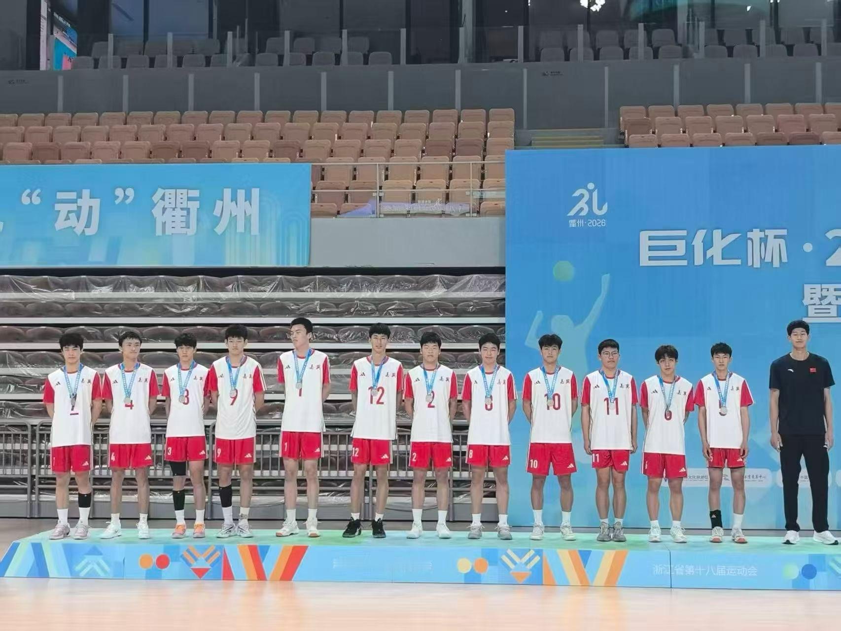 再过几年，期待能在省队看到你们小朋友们，跟着浩男哥好好练甲鱼哥的黄色小泳帽