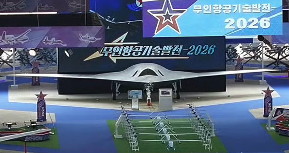 朝鲜半岛北南双方的飞翼无人机，【图4至图8】韩国人起步更早，也翻了些跟头，有一些