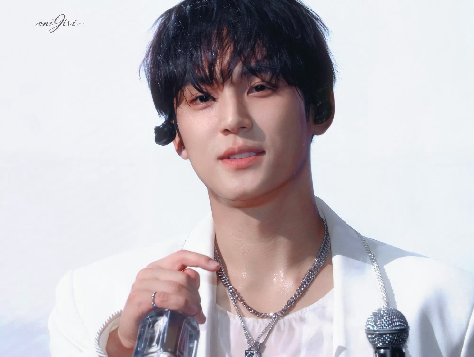 看得出他是公主👸 