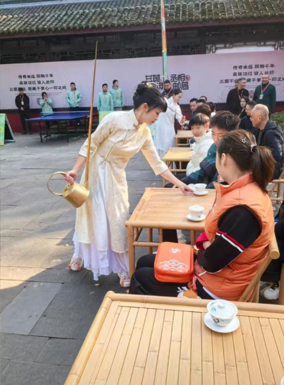 孙颖莎王楚钦国球进校园活动孙颖莎王楚钦成都活动路透孙颖莎王楚钦成都国球进校园活动