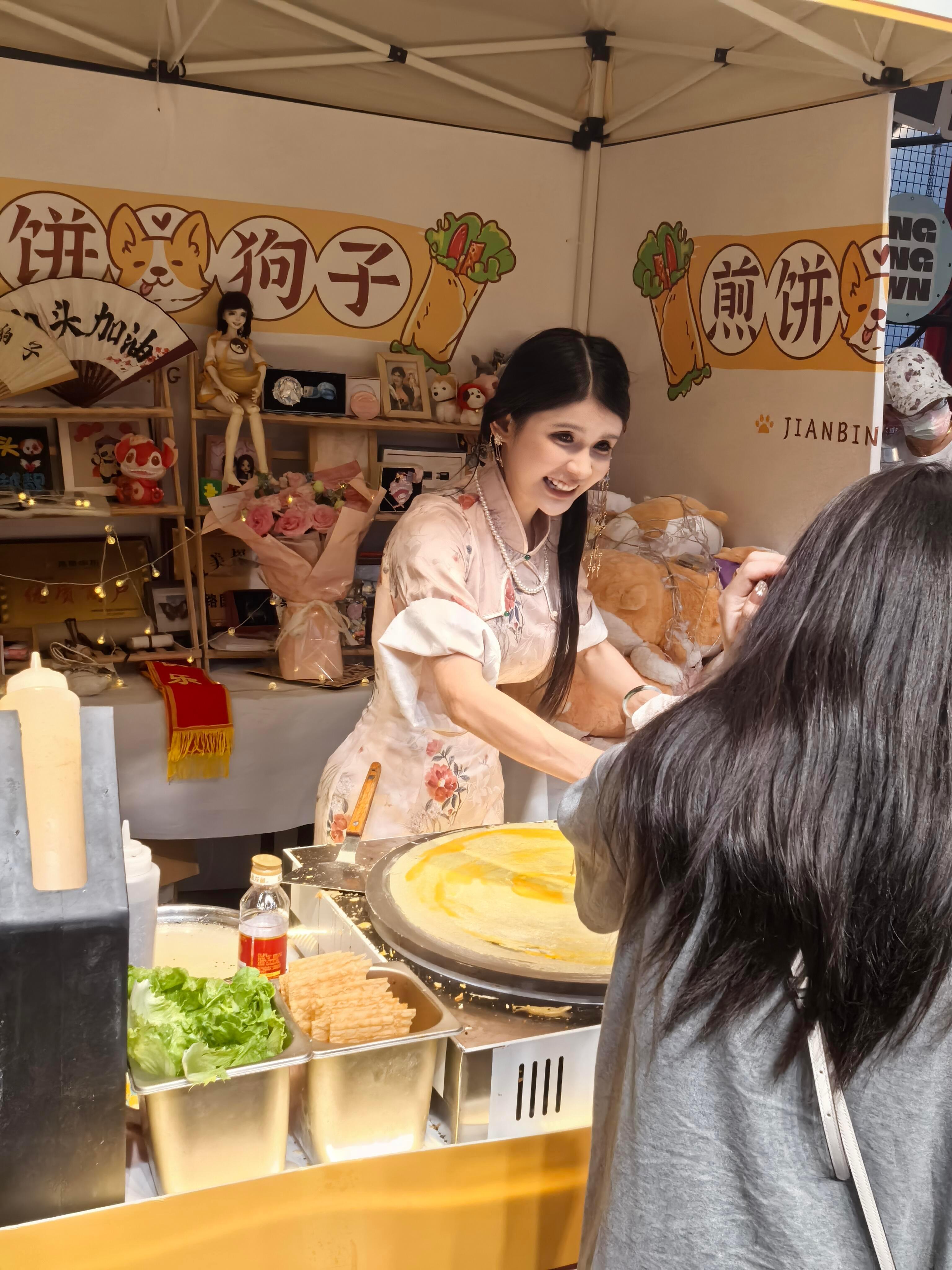 狗头萝莉回应前男友才是受害者所以她前男友到底是不是好人呢 