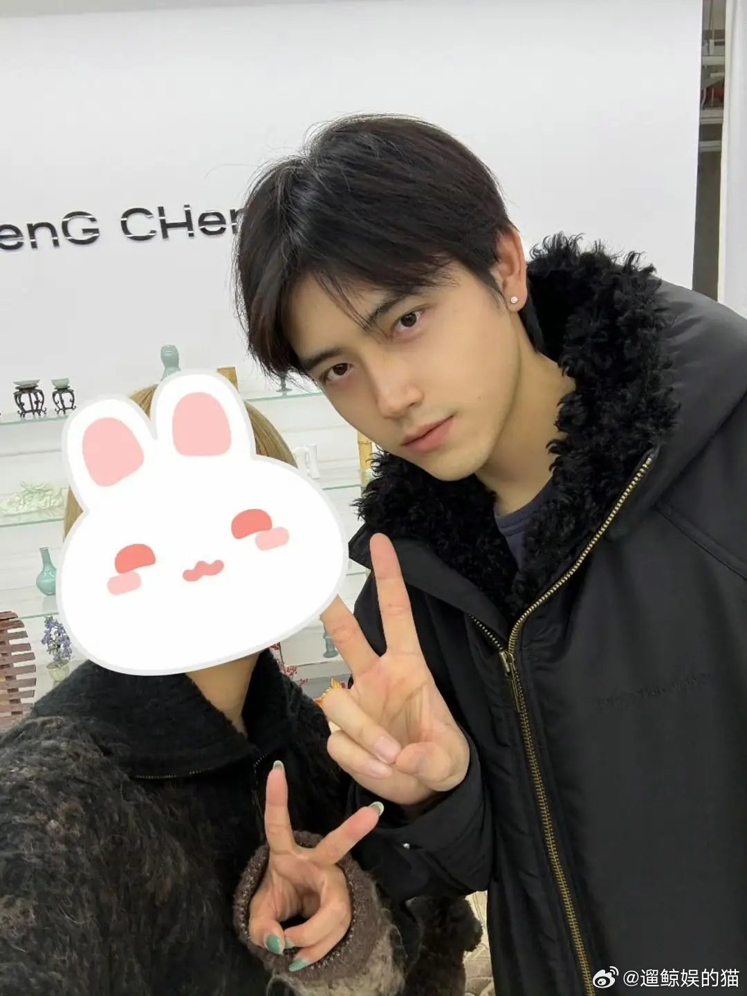 红眼尾天生适合演疯批惹到谁了 