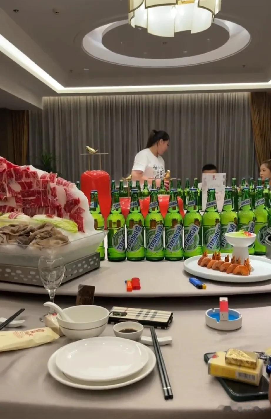 四十不惑的中年男人，最不该做的八大蠢事，否则抱憾终身:

1.赚到钱不给家人花，