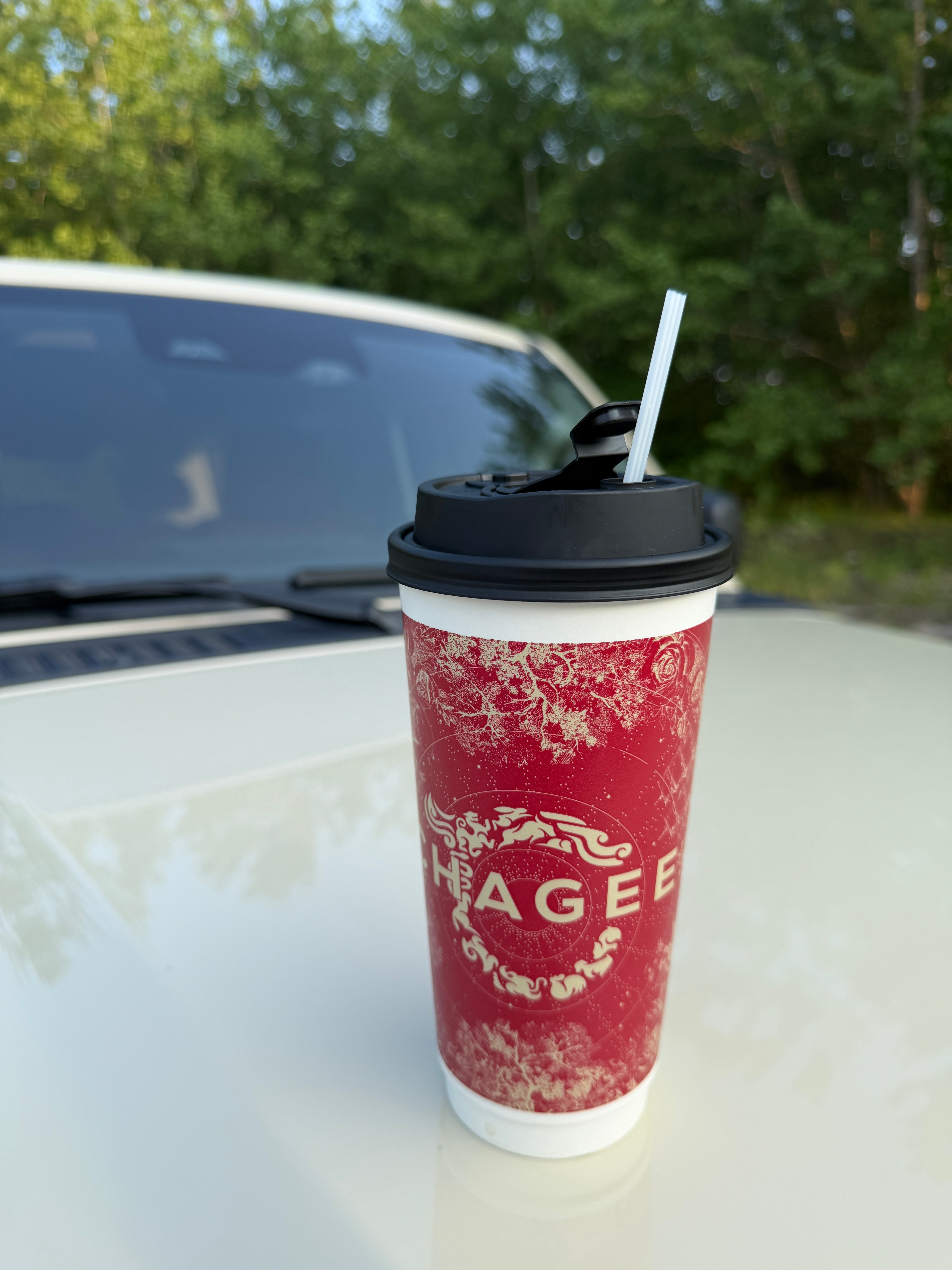 韩国霸王茶姬爆单 除了霸王绝弦，他们家其他口味我都没喝过。 